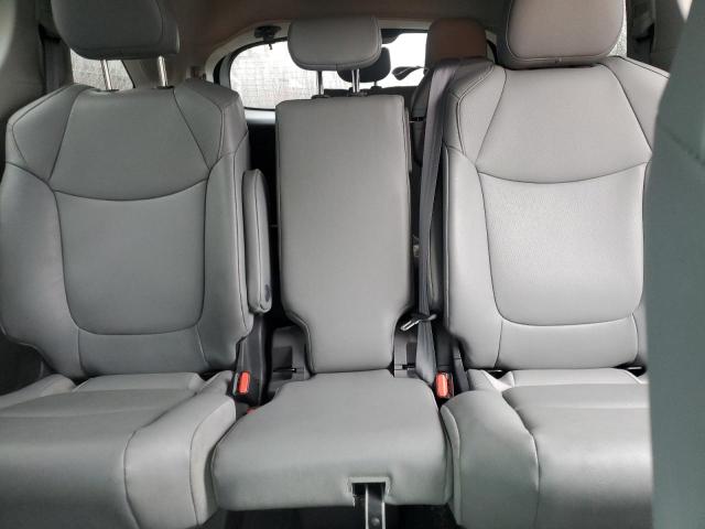 Photo 9 VIN: 5TDJRKEC0RS185959 - TOYOTA SIENNA XLE 