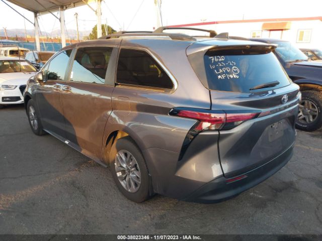 Photo 2 VIN: 5TDJRKEC1NS103120 - TOYOTA SIENNA 