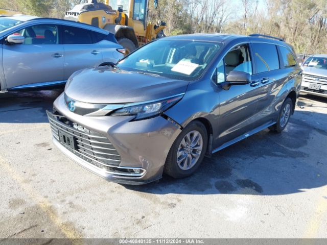 Photo 1 VIN: 5TDJRKEC1RS204762 - TOYOTA SIENNA 