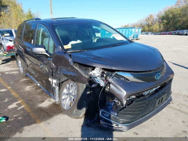 Photo 5 VIN: 5TDJRKEC1RS204762 - TOYOTA SIENNA 