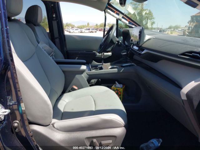 Photo 4 VIN: 5TDJRKEC2RS186269 - TOYOTA SIENNA 