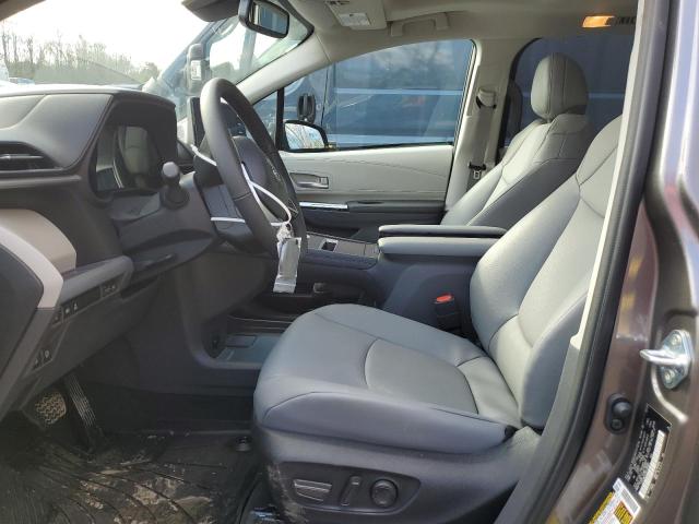 Photo 6 VIN: 5TDJRKEC2RS189902 - TOYOTA SIENNA XLE 