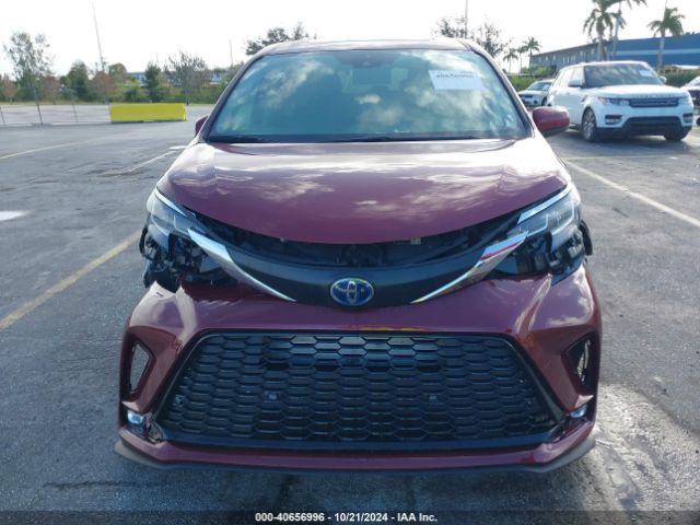 Photo 5 VIN: 5TDJRKEC3MS011909 - TOYOTA SIENNA 