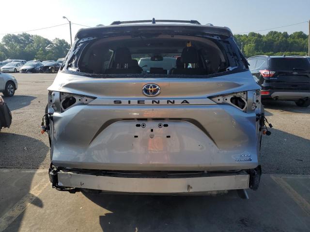 Photo 5 VIN: 5TDJRKEC3MS038320 - TOYOTA SIENNA XLE 