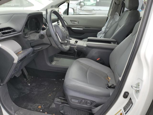 Photo 6 VIN: 5TDJRKEC4MS053537 - TOYOTA SIENNA XLE 