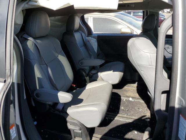 Photo 10 VIN: 5TDJRKEC4NS087334 - TOYOTA SIENNA XLE 