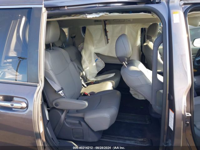 Photo 7 VIN: 5TDJRKEC5MS032616 - TOYOTA SIENNA 