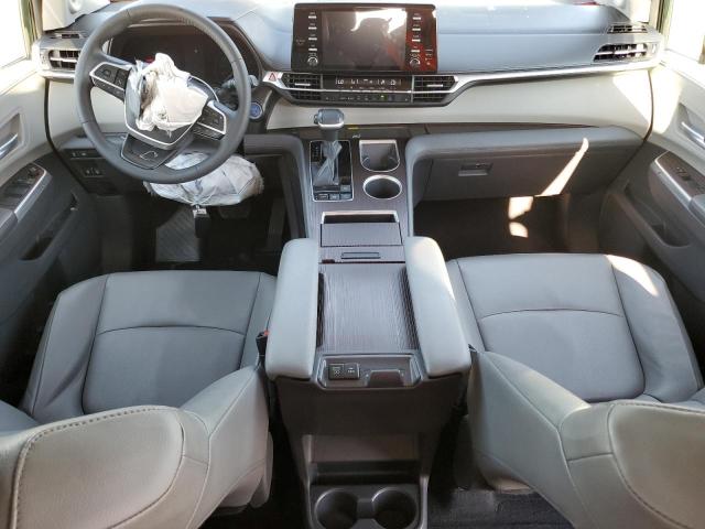 Photo 7 VIN: 5TDJRKEC5MS062960 - TOYOTA SIENNA XLE 