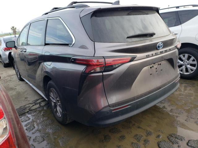 Photo 1 VIN: 5TDJRKEC5NS096429 - TOYOTA SIENNA XLE 