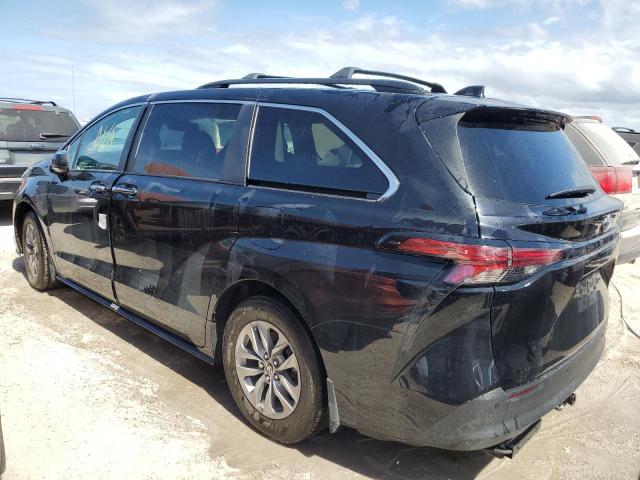 Photo 1 VIN: 5TDJRKEC5NS098049 - TOYOTA SIENNA XLE 