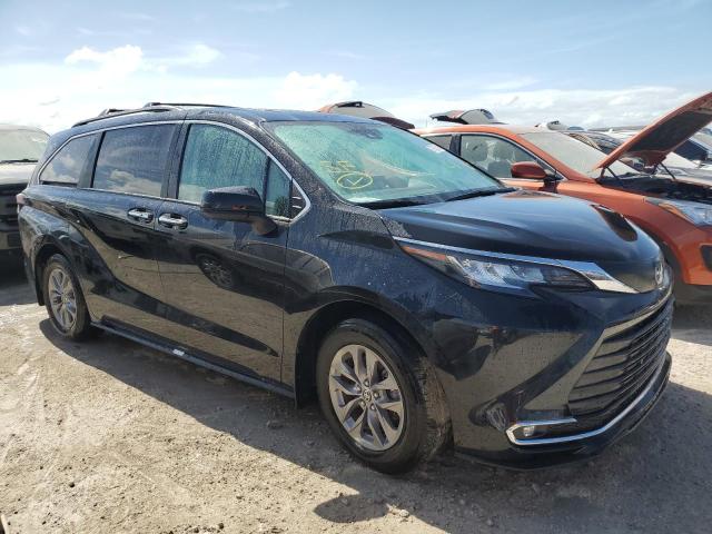 Photo 3 VIN: 5TDJRKEC5NS098049 - TOYOTA SIENNA XLE 