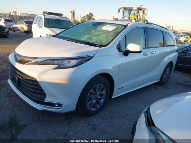 Photo 1 VIN: 5TDJRKEC6MS006395 - TOYOTA SIENNA 