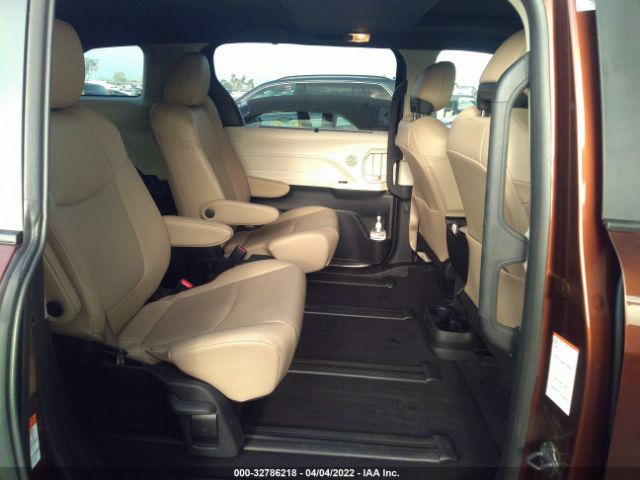 Photo 7 VIN: 5TDJRKEC6NS090297 - TOYOTA SIENNA 