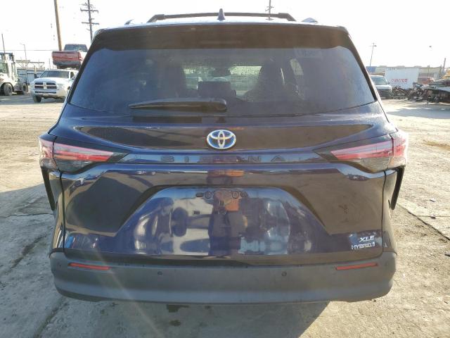 Photo 5 VIN: 5TDJRKEC6NS106658 - TOYOTA SIENNA XLE 