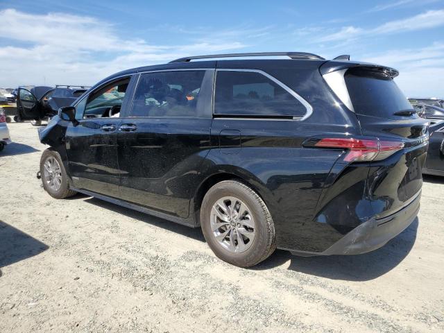 Photo 1 VIN: 5TDJRKEC7MS013291 - TOYOTA SIENNA XLE 