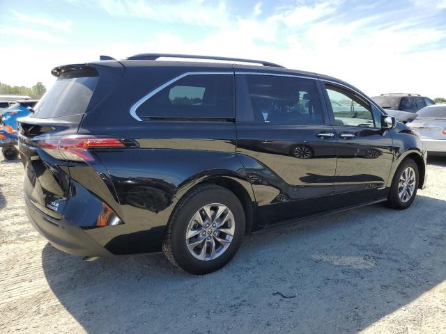 Photo 2 VIN: 5TDJRKEC7MS013291 - TOYOTA SIENNA XLE 