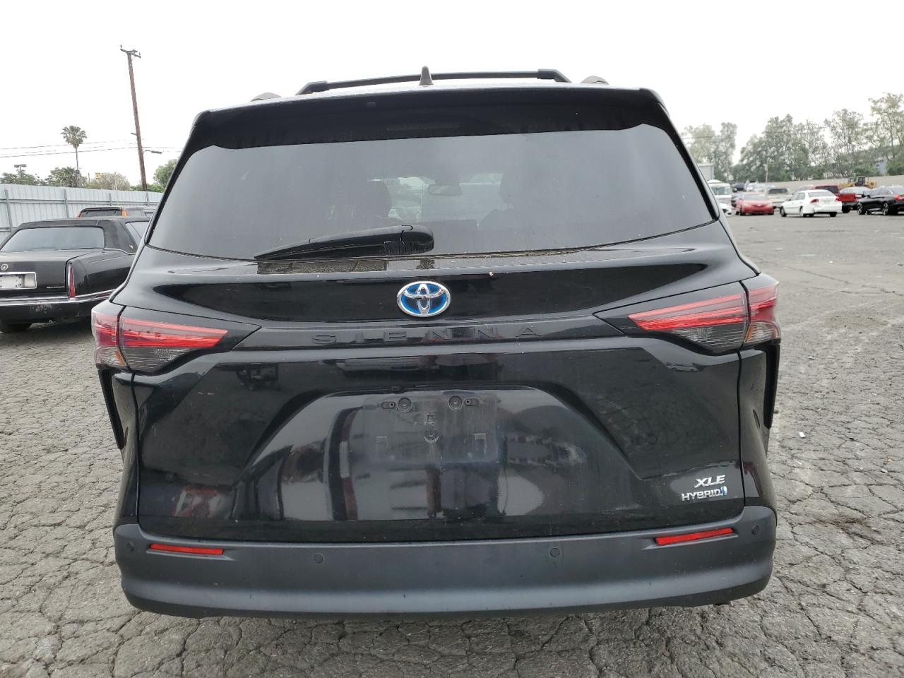 Photo 5 VIN: 5TDJRKEC9NS094859 - TOYOTA SIENNA 