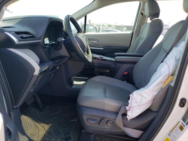 Photo 6 VIN: 5TDJRKECXMS005430 - TOYOTA SIENNA XLE 