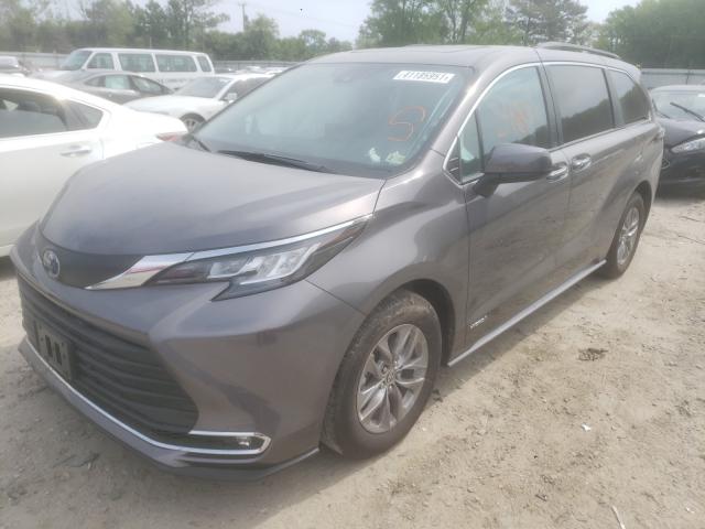 Photo 1 VIN: 5TDJRKECXMS020283 - TOYOTA SIENNA XLE 