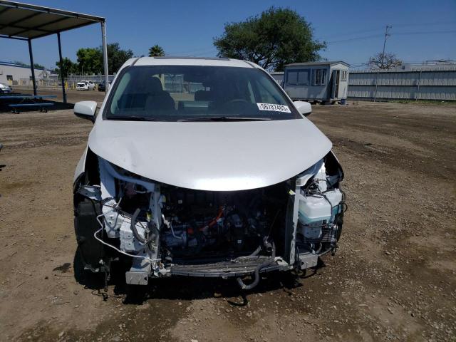 Photo 4 VIN: 5TDJSKFC0PS088728 - TOYOTA SIENNA XLE 