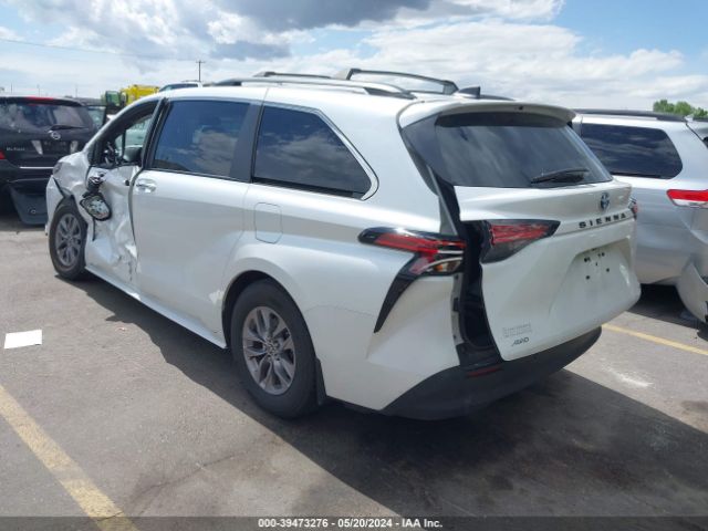 Photo 2 VIN: 5TDJSKFC4NS047919 - TOYOTA SIENNA 