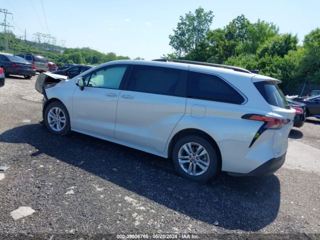 Photo 2 VIN: 5TDJSKFC4NS048519 - TOYOTA SIENNA 