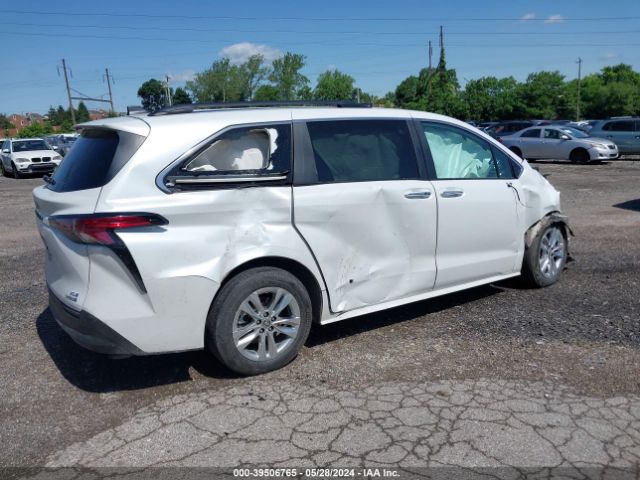 Photo 3 VIN: 5TDJSKFC4NS048519 - TOYOTA SIENNA 