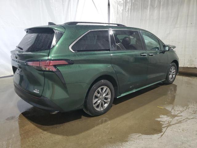 Photo 2 VIN: 5TDJSKFC5NS059139 - TOYOTA SIENNA XLE 