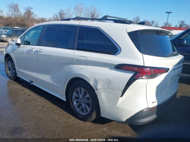 Photo 2 VIN: 5TDJSKFC7MS029333 - TOYOTA SIENNA 