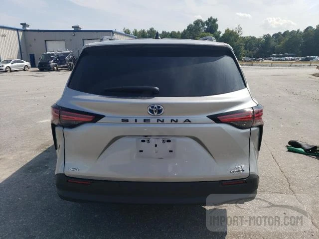 Photo 8 VIN: 5TDJSKFC8NS059524 - TOYOTA SIENNA 