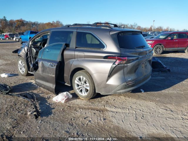 Photo 2 VIN: 5TDJSKFC8RS148886 - TOYOTA SIENNA 