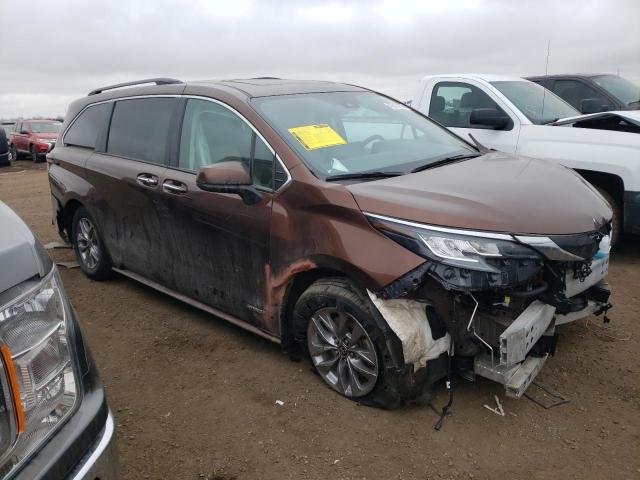 Photo 3 VIN: 5TDJSKFC9MS038759 - TOYOTA SIENNA XLE 