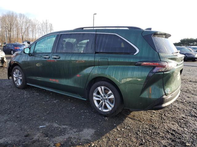 Photo 1 VIN: 5TDJSKFCXRS113301 - TOYOTA SIENNA XLE 