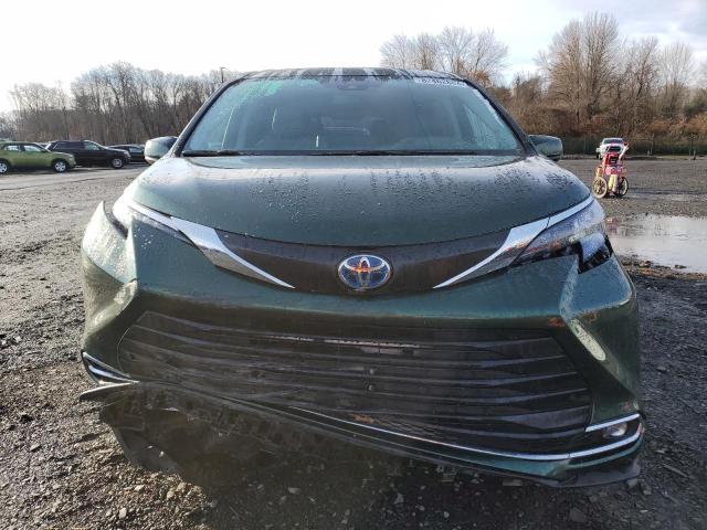 Photo 4 VIN: 5TDJSKFCXRS113301 - TOYOTA SIENNA XLE 