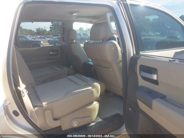 Photo 7 VIN: 5TDJW5G10BS049911 - TOYOTA SEQUOIA 