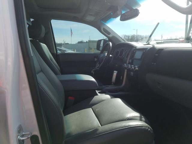 Photo 4 VIN: 5TDJW5G11GS132495 - TOYOTA SEQUOIA 