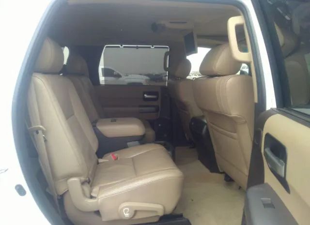 Photo 7 VIN: 5TDJW5G12AS030162 - TOYOTA SEQUOIA 