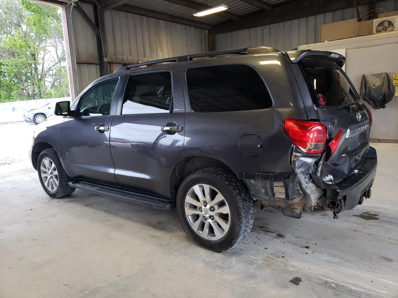 Photo 1 VIN: 5TDJW5G19CS072928 - TOYOTA SEQUOIA 