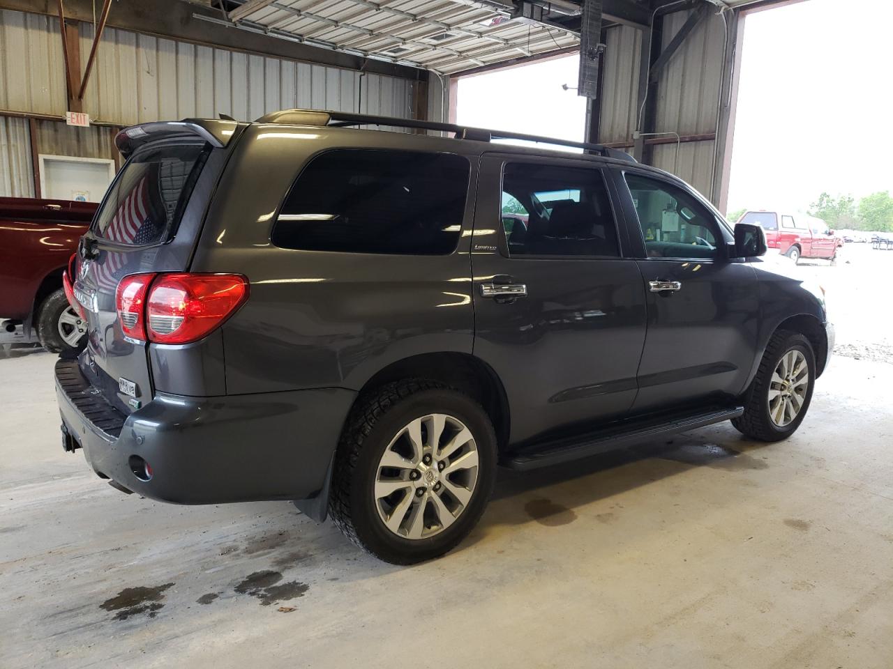 Photo 2 VIN: 5TDJW5G19CS072928 - TOYOTA SEQUOIA 