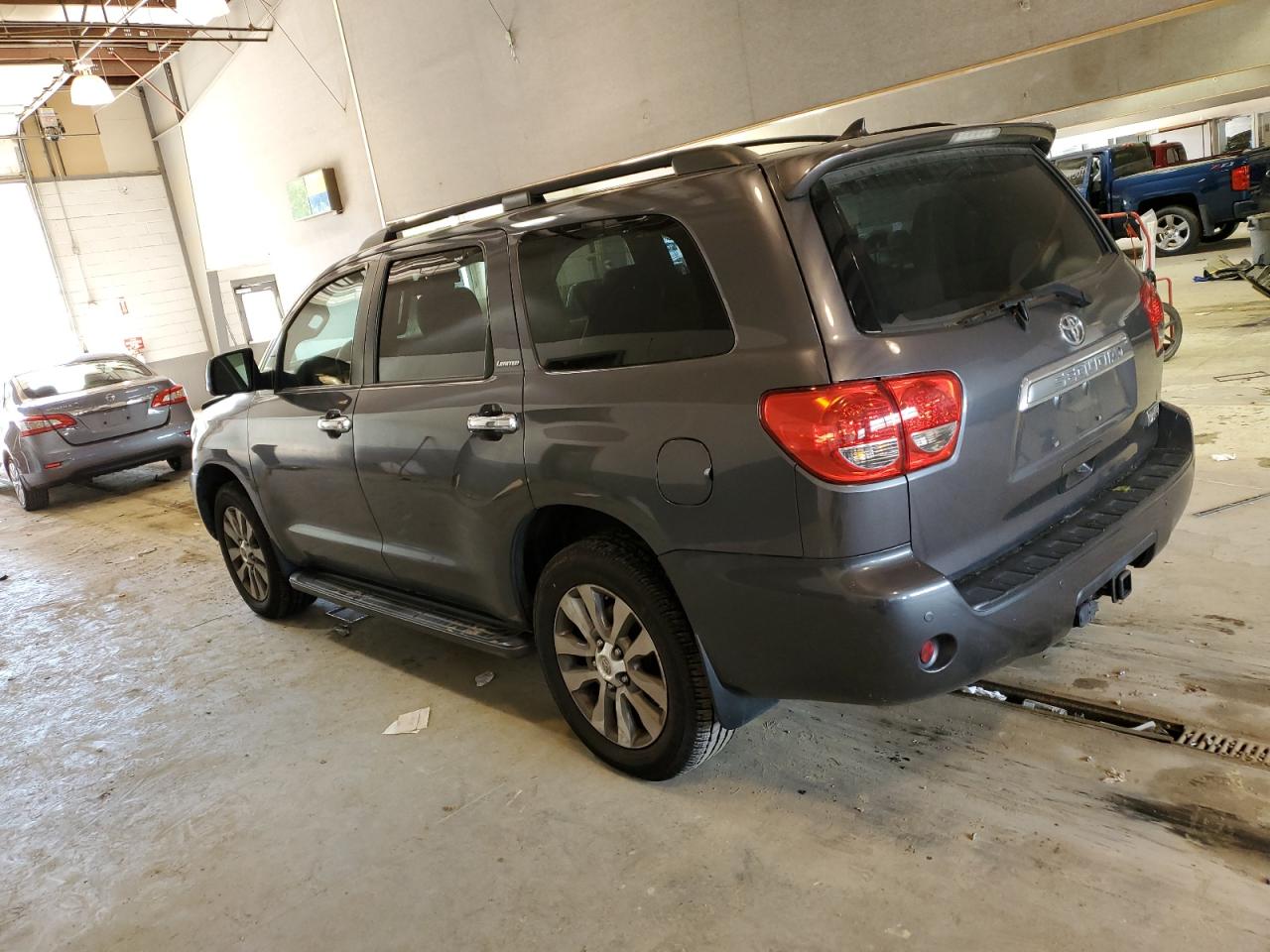 Photo 1 VIN: 5TDJY5G10HS154709 - TOYOTA SEQUOIA 