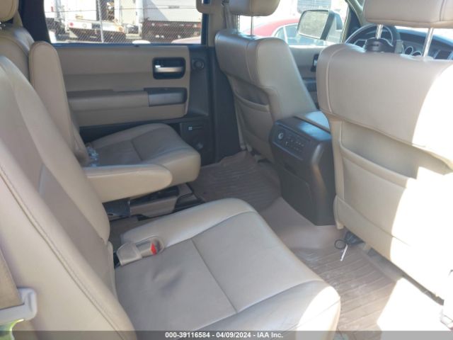 Photo 7 VIN: 5TDJY5G13BS041067 - TOYOTA SEQUOIA 