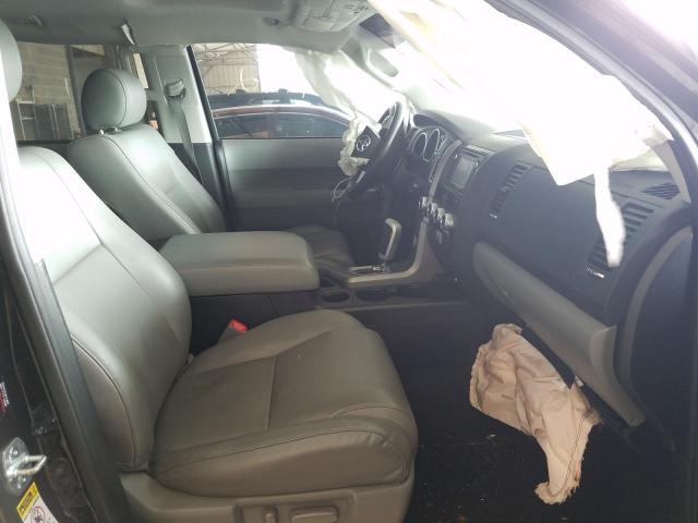 Photo 4 VIN: 5TDJY5G13GS137983 - TOYOTA SEQUOIA 