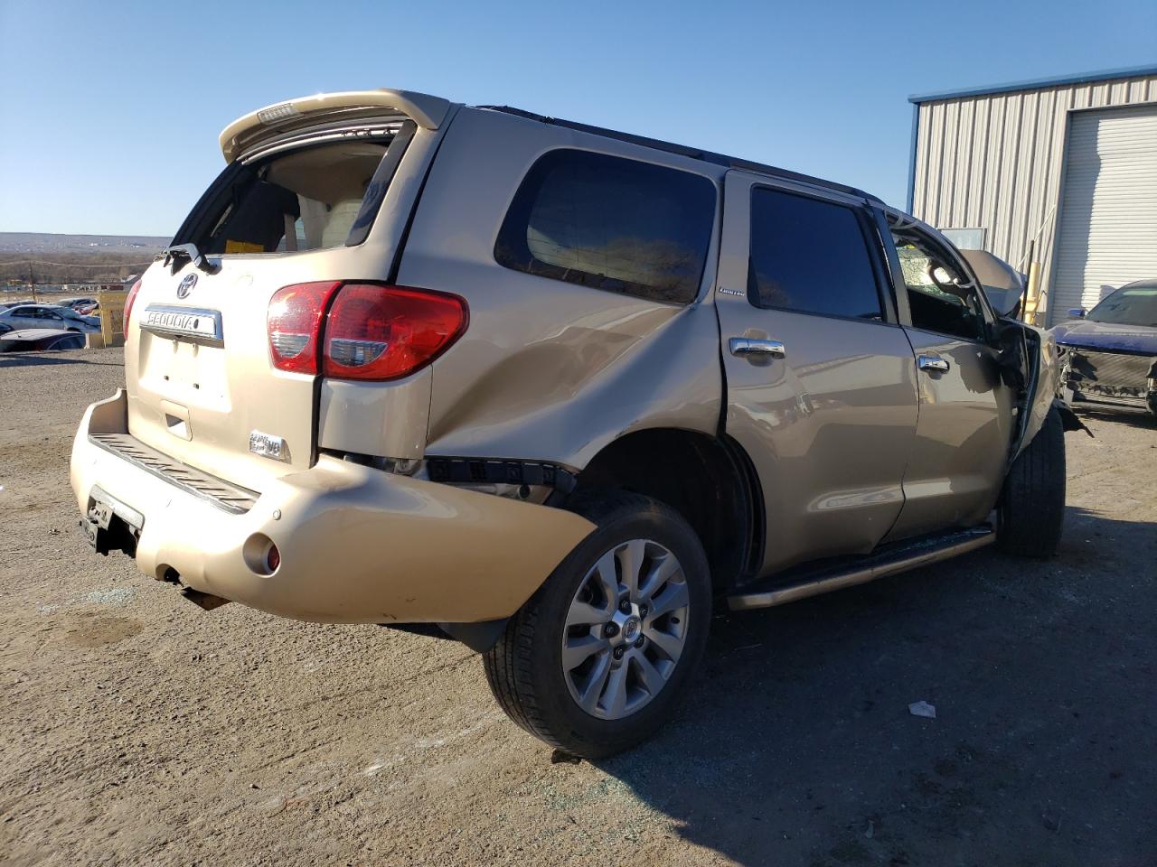 Photo 2 VIN: 5TDJY5G16CS069589 - TOYOTA SEQUOIA 