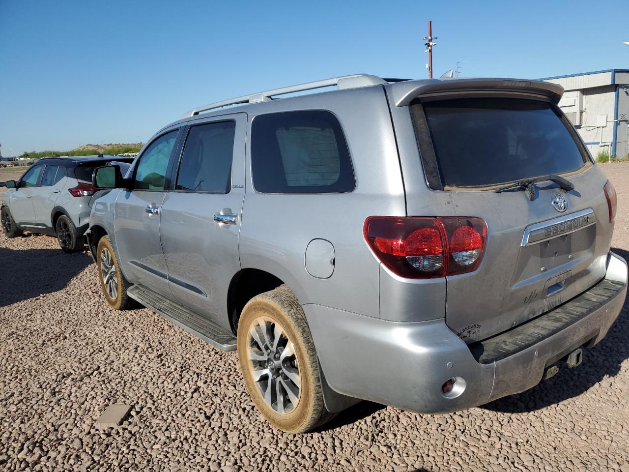 Photo 1 VIN: 5TDJY5G18KS166520 - TOYOTA SEQUOIA 