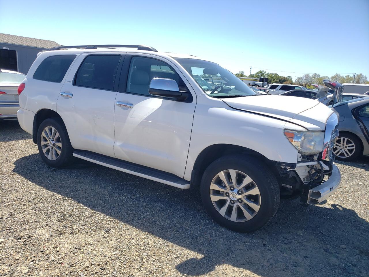 Photo 3 VIN: 5TDJY5G1XGS144462 - TOYOTA SEQUOIA 