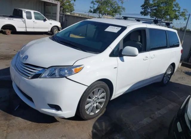 Photo 1 VIN: 5TDJZ3DC0HS170707 - TOYOTA SIENNA 