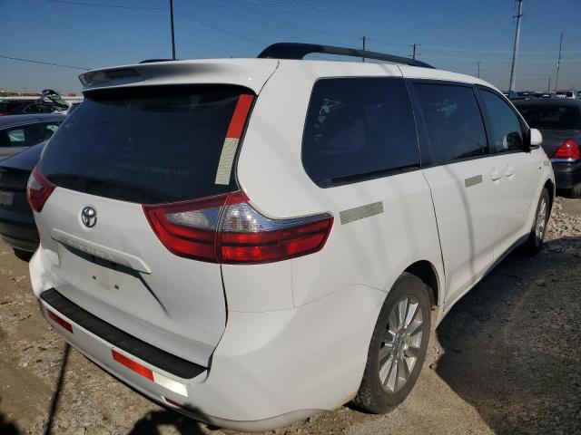 Photo 2 VIN: 5TDJZ3DC0HS171758 - TOYOTA SIENNA LE 