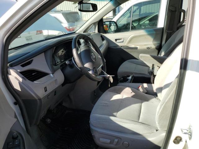 Photo 6 VIN: 5TDJZ3DC0HS171758 - TOYOTA SIENNA LE 