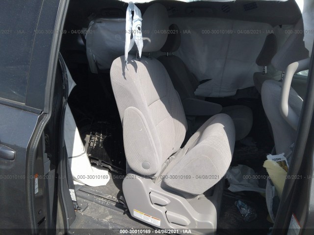 Photo 7 VIN: 5TDJZ3DC0JS207468 - TOYOTA SIENNA 