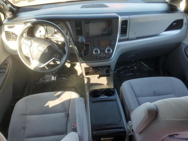 Photo 7 VIN: 5TDJZ3DC1HS152667 - TOYOTA SIENNA LE 